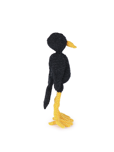 blackbird bird crochet amigurumi project pattern kerry lord Edward's menagerie